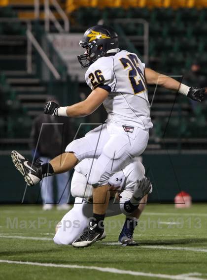 Thumbnail 3 in Eastridge vs. Victor (Section 5 Class A Final) photogallery.