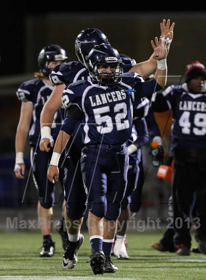 Thumbnail 2 in Eastridge vs. Victor (Section 5 Class A Final) photogallery.