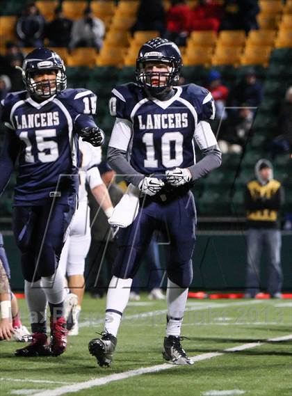 Thumbnail 2 in Eastridge vs. Victor (Section 5 Class A Final) photogallery.