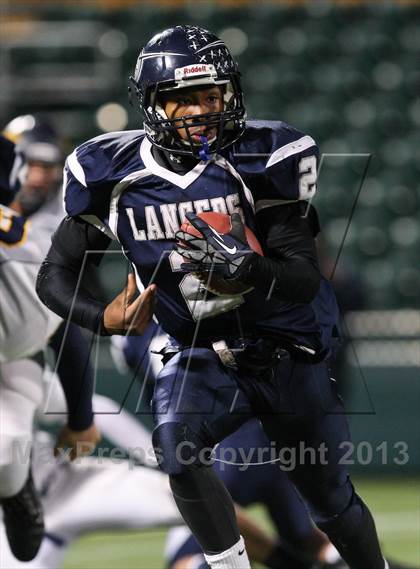 Thumbnail 3 in Eastridge vs. Victor (Section 5 Class A Final) photogallery.
