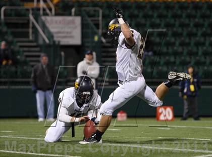 Thumbnail 2 in Eastridge vs. Victor (Section 5 Class A Final) photogallery.