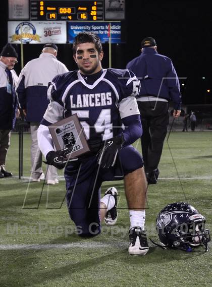 Thumbnail 1 in Eastridge vs. Victor (Section 5 Class A Final) photogallery.