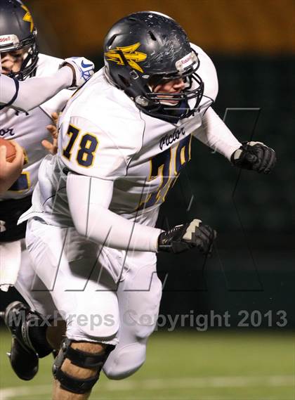 Thumbnail 2 in Eastridge vs. Victor (Section 5 Class A Final) photogallery.