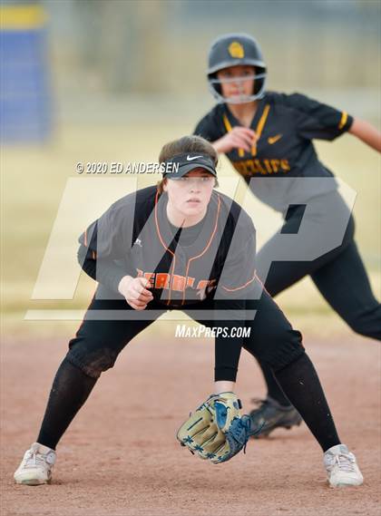 Thumbnail 2 in Galena vs. Fernley (Yerington Tournament) photogallery.