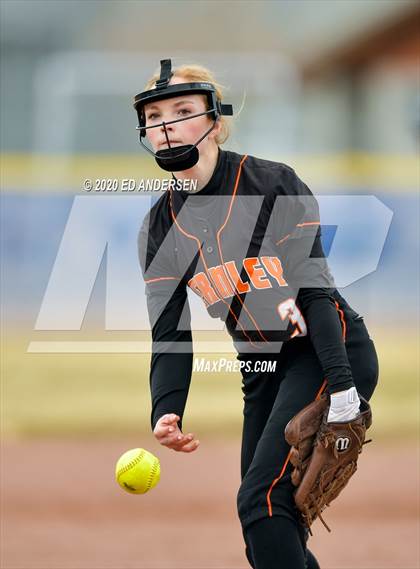 Thumbnail 1 in Galena vs. Fernley (Yerington Tournament) photogallery.