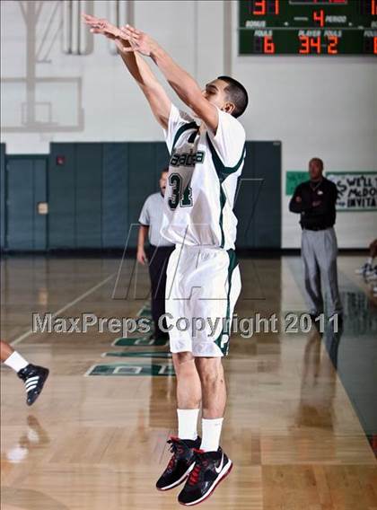 Thumbnail 1 in La Porte vs. Pasadena (McDonald's Texas Invitational) photogallery.