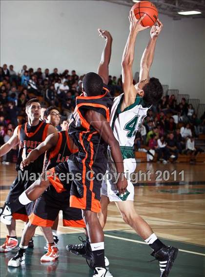 Thumbnail 3 in La Porte vs. Pasadena (McDonald's Texas Invitational) photogallery.