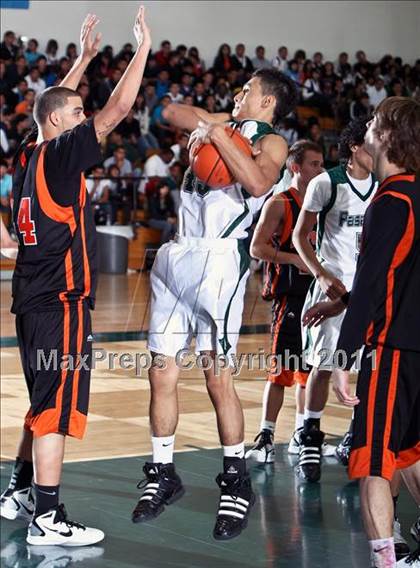 Thumbnail 1 in La Porte vs. Pasadena (McDonald's Texas Invitational) photogallery.
