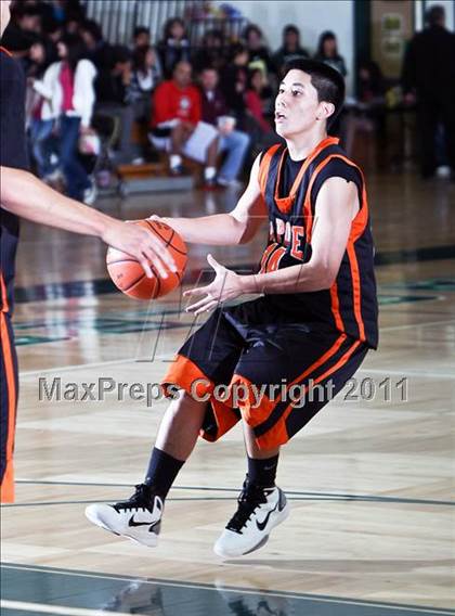 Thumbnail 3 in La Porte vs. Pasadena (McDonald's Texas Invitational) photogallery.