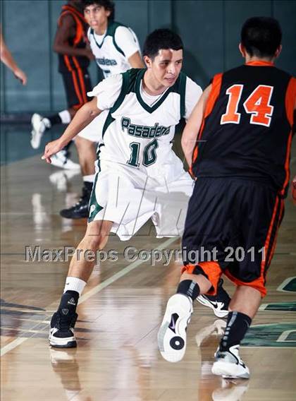Thumbnail 1 in La Porte vs. Pasadena (McDonald's Texas Invitational) photogallery.