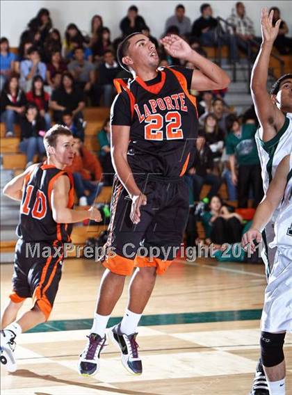 Thumbnail 2 in La Porte vs. Pasadena (McDonald's Texas Invitational) photogallery.