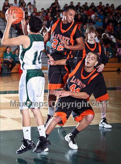Thumbnail 3 in La Porte vs. Pasadena (McDonald's Texas Invitational) photogallery.