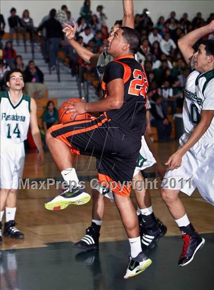 Thumbnail 2 in La Porte vs. Pasadena (McDonald's Texas Invitational) photogallery.