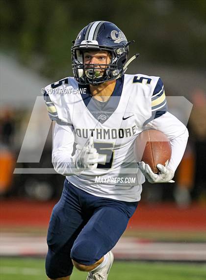 Thumbnail 3 in Mustang @ Southmoore photogallery.