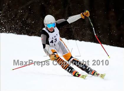 Thumbnail 2 in Connecticuit Interscholastic Ski League Finals (Shoot Out  - Team Ridgfield) photogallery.