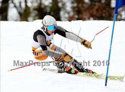 Thumbnail 1 in Connecticuit Interscholastic Ski League Finals (Shoot Out  - Team Ridgfield) photogallery.