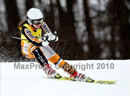 Thumbnail 2 in Connecticuit Interscholastic Ski League Finals (Shoot Out  - Team Ridgfield) photogallery.