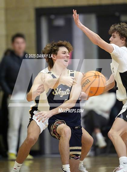 Thumbnail 2 in Skyline vs Cottonwood photogallery.