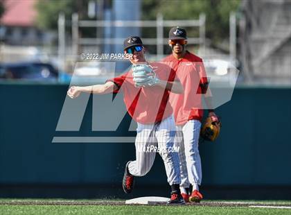 Thumbnail 3 in Argyle vs. Sinton (UIL 4A Baseball Final) photogallery.