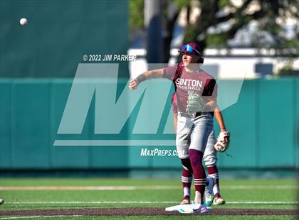 Thumbnail 1 in Argyle vs. Sinton (UIL 4A Baseball Final) photogallery.