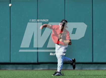Thumbnail 2 in Argyle vs. Sinton (UIL 4A Baseball Final) photogallery.