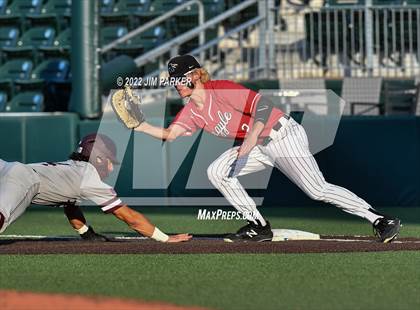 Thumbnail 1 in Argyle vs. Sinton (UIL 4A Baseball Final) photogallery.
