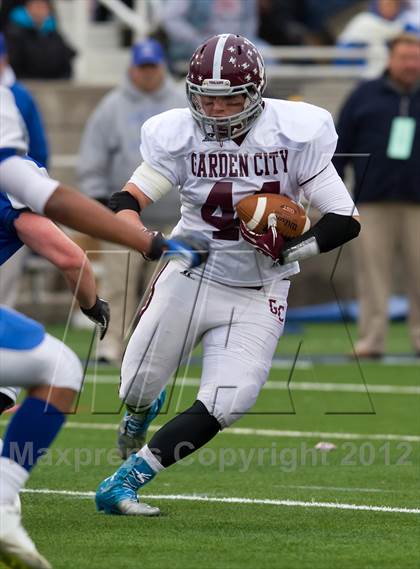 Thumbnail 2 in Riverhead vs. Garden City (Long Island D2 Final) photogallery.