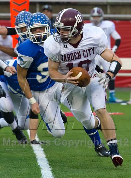 Thumbnail 3 in Riverhead vs. Garden City (Long Island D2 Final) photogallery.
