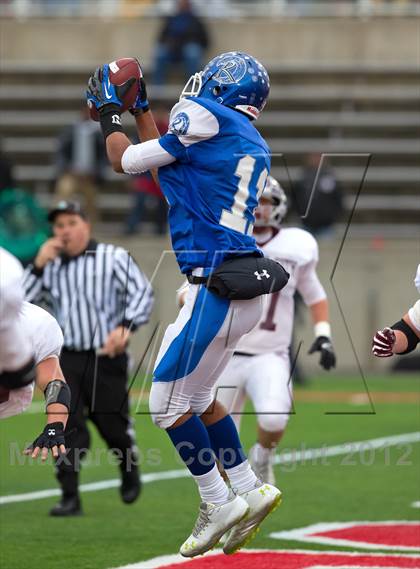 Thumbnail 3 in Riverhead vs. Garden City (Long Island D2 Final) photogallery.