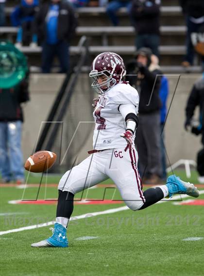 Thumbnail 3 in Riverhead vs. Garden City (Long Island D2 Final) photogallery.