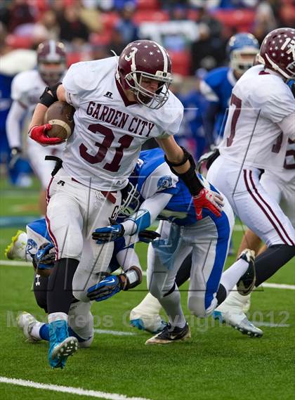 Thumbnail 2 in Riverhead vs. Garden City (Long Island D2 Final) photogallery.