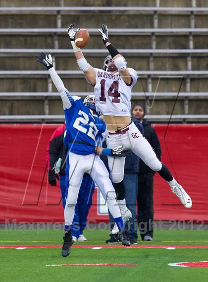 Thumbnail 2 in Riverhead vs. Garden City (Long Island D2 Final) photogallery.