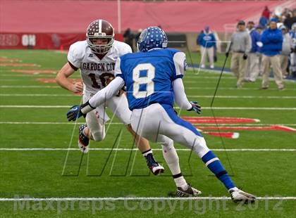 Thumbnail 3 in Riverhead vs. Garden City (Long Island D2 Final) photogallery.