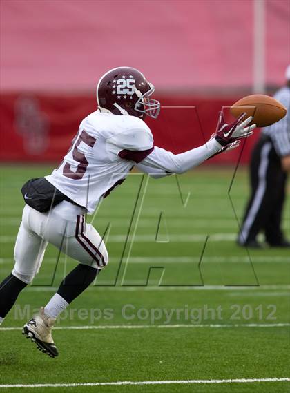 Thumbnail 1 in Riverhead vs. Garden City (Long Island D2 Final) photogallery.