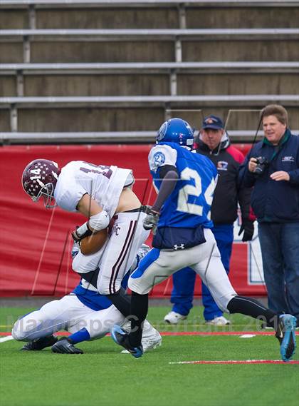 Thumbnail 2 in Riverhead vs. Garden City (Long Island D2 Final) photogallery.