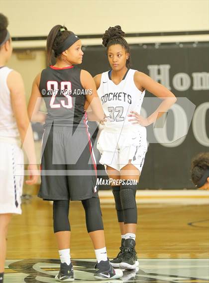 Thumbnail 3 in Omaha Westside @ Lincoln Northeast photogallery.