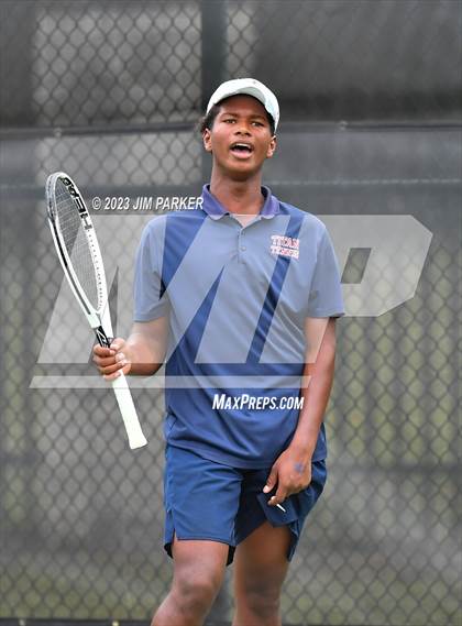 Thumbnail 2 in UIL Team Tennis 5A Semifinal photogallery.