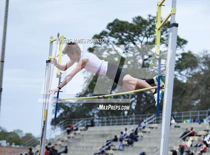 Thumbnail 3 in Lewis James Invitational (Pole Vault) photogallery.