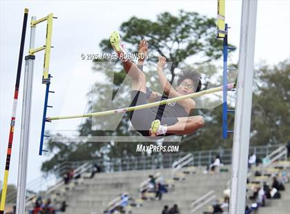 Thumbnail 1 in Lewis James Invitational (Pole Vault) photogallery.
