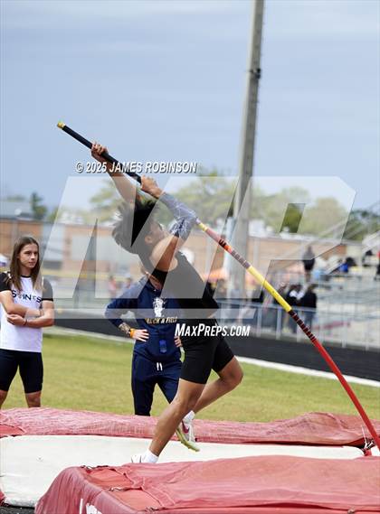 Thumbnail 1 in Lewis James Invitational (Pole Vault) photogallery.