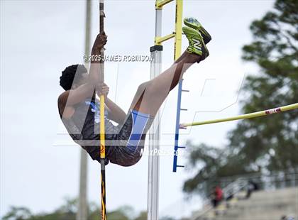 Thumbnail 2 in Lewis James Invitational (Pole Vault) photogallery.