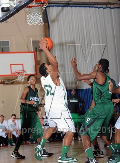 Thumbnail 1 in Perris vs. Green Valley (MaxPreps Holiday Classic) photogallery.