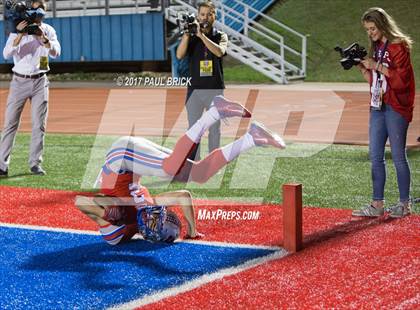 Thumbnail 1 in Westlake vs. MacArthur [Douglas] (UIL 6A Bi-District Playoff)  photogallery.