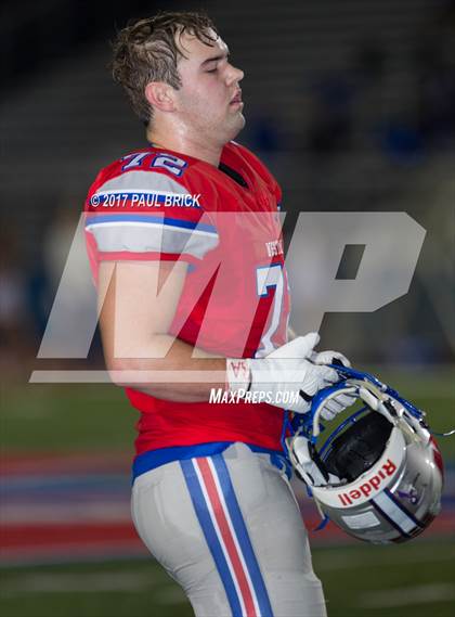 Thumbnail 3 in Westlake vs. MacArthur [Douglas] (UIL 6A Bi-District Playoff)  photogallery.