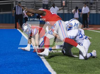 Thumbnail 2 in Westlake vs. MacArthur [Douglas] (UIL 6A Bi-District Playoff)  photogallery.