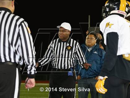 Thumbnail 1 in Edison (Fresno) vs. Oceanside (CIF SoCal Regional D1 Final) photogallery.