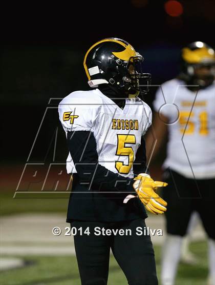 Thumbnail 1 in Edison (Fresno) vs. Oceanside (CIF SoCal Regional D1 Final) photogallery.