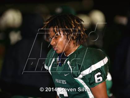 Thumbnail 1 in Edison (Fresno) vs. Oceanside (CIF SoCal Regional D1 Final) photogallery.
