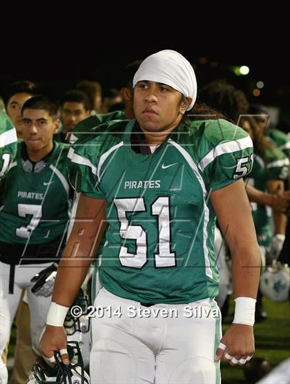 Thumbnail 3 in Edison (Fresno) vs. Oceanside (CIF SoCal Regional D1 Final) photogallery.