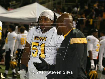 Thumbnail 3 in Edison (Fresno) vs. Oceanside (CIF SoCal Regional D1 Final) photogallery.